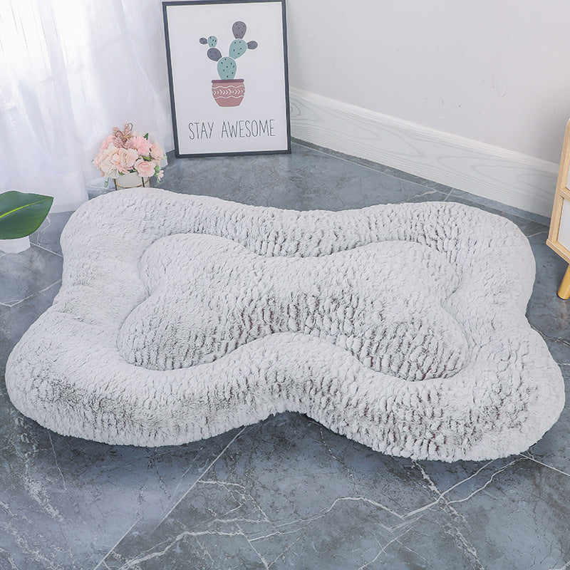 M Coffee Rose Velvet Fish Scale Pet Bed - Creative Bone-Shaped Soft and Cozy Dog & Cat Nest