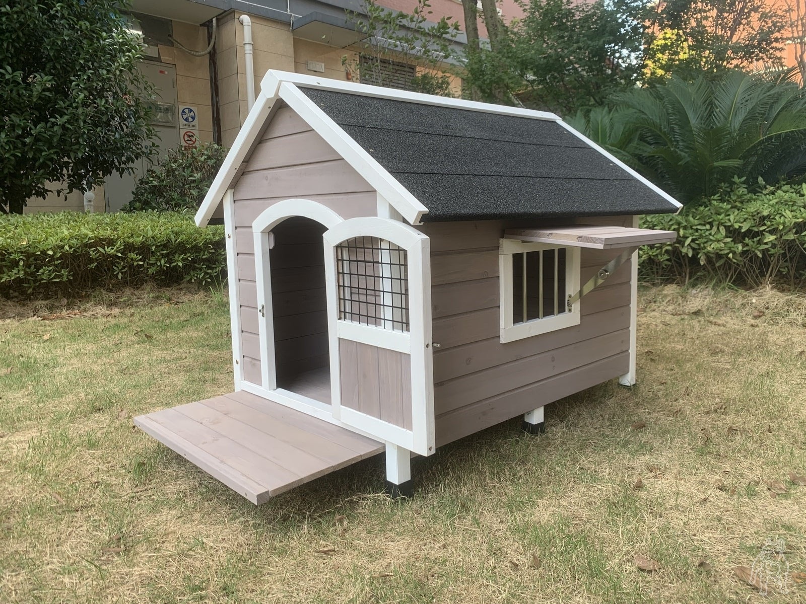YES4PETS XL Timber Pet Dog Kennel House Puppy Wooden Timber Cabin With Door Grey